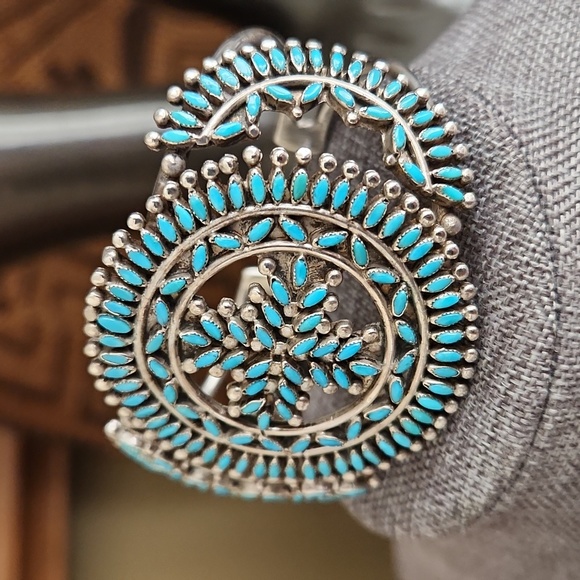 Amazing Vintage Native American Zuni Petit Point Turquoise Inlay Bracelet 💙 - Picture 12 of 13